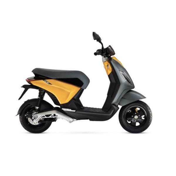 Scooter elettrico Piaggio One 100% (2022)